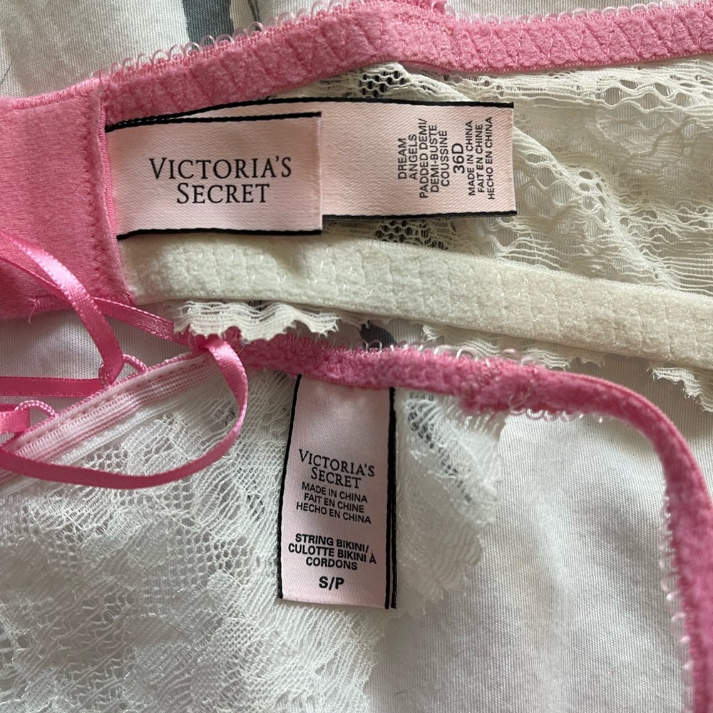 Victoria’s Secret Angels Runway Collection bra and panties.